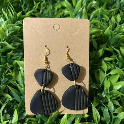 Everyday Chic – Aretes Artesanales de Arcilla