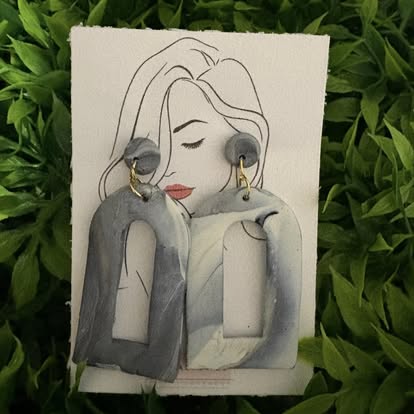 Everyday Chic – Aretes Artesanales de Arcilla