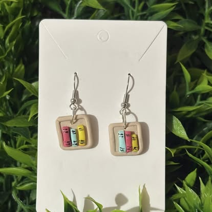 Teach & Shine – Joyería Artesanal en Arcilla para Maestras