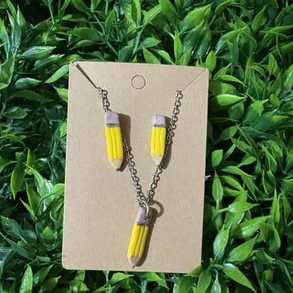 Teach & Shine – Joyería Artesanal en Arcilla para Maestras